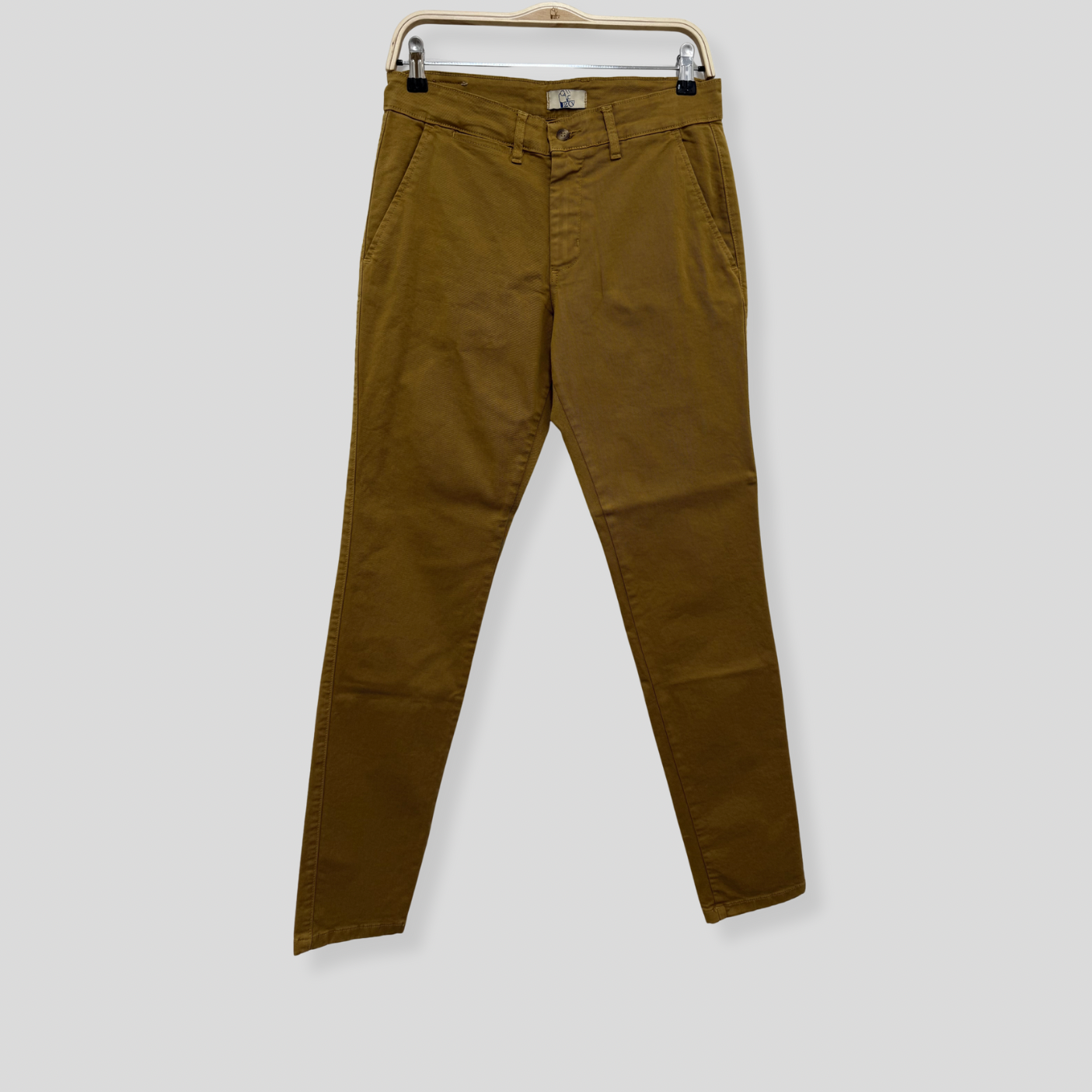 PANTALÓN CHINO
