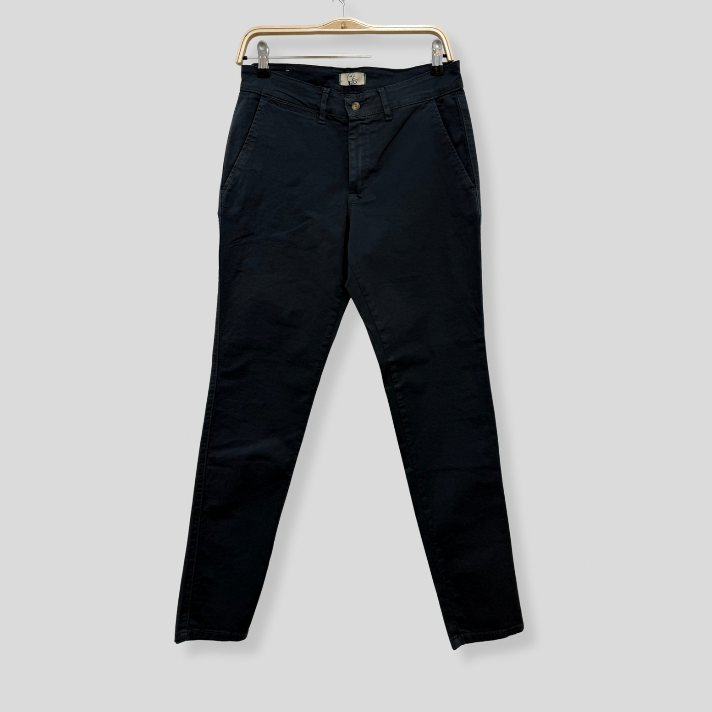 PANTALÓN CHINO